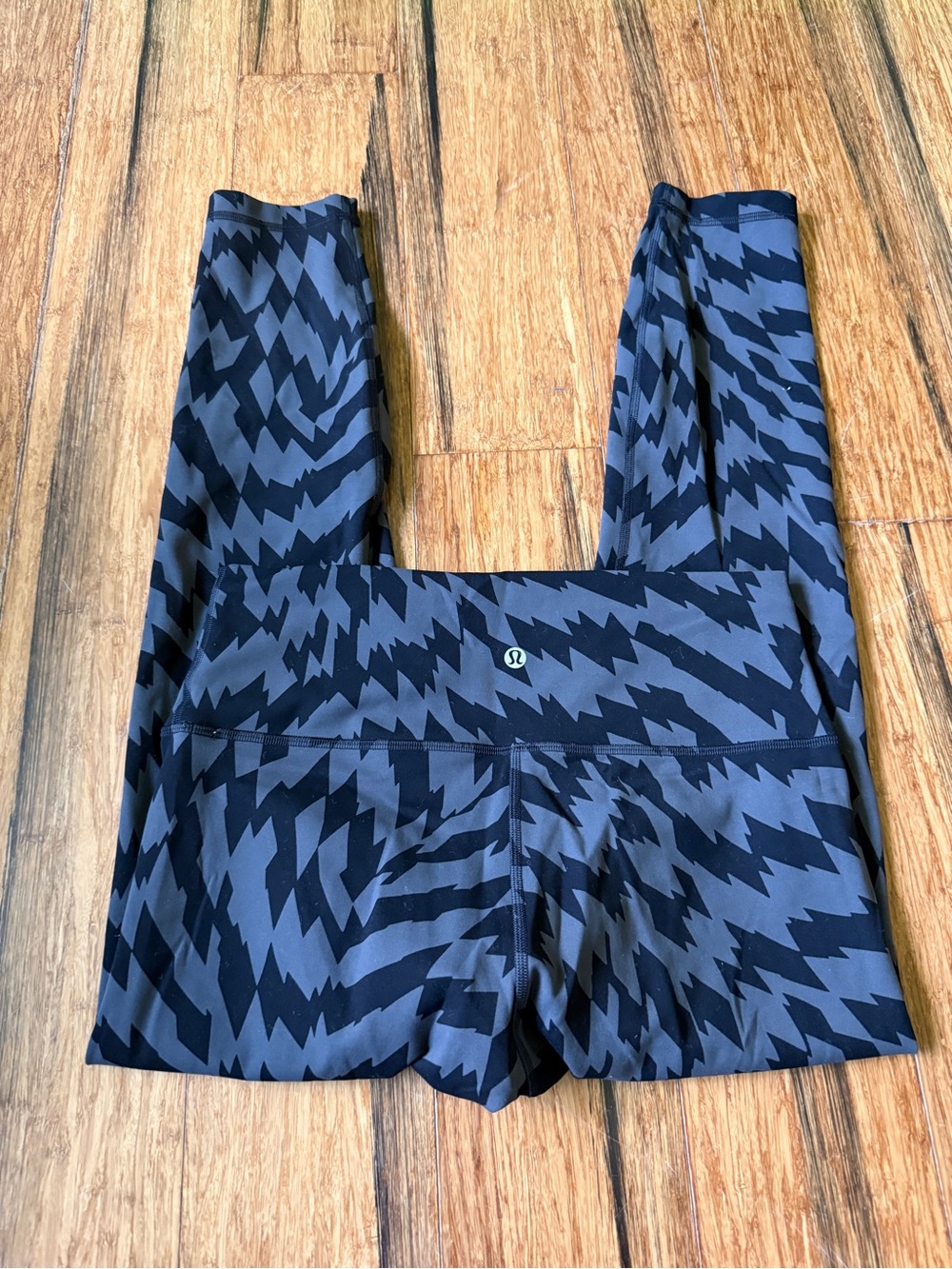 Lululemon Zig Zag Printed Legging